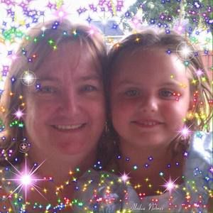 Meet your Posher, Debi